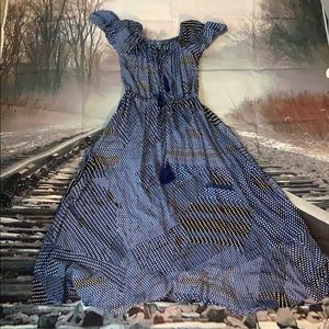 Flowing cinch waist dress